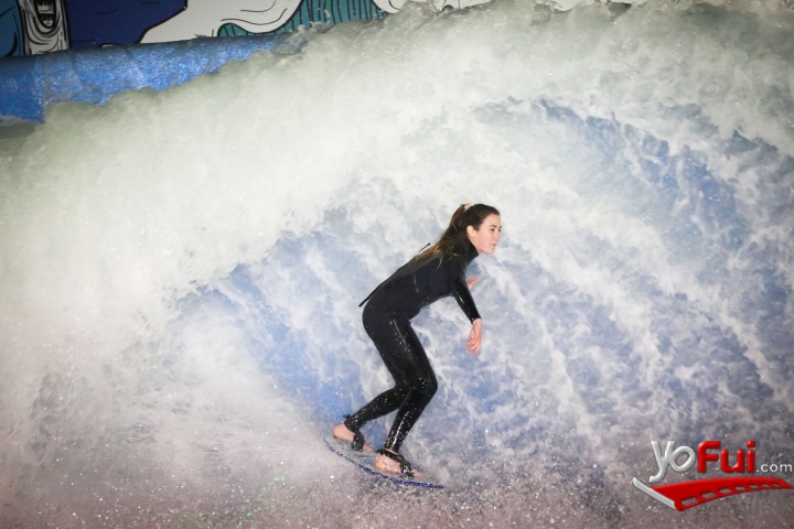 Fotografía en Billabong Wave Winter Night, Wavehouse