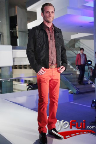 Fotografía en Hugo Boss presentó su Colección Spring Summer 14/15  en BMW Santiago, Edificio BMW