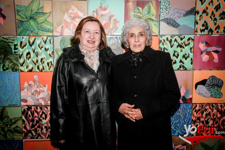 Marina Meneses Weber, Reyna Ana María Hernández