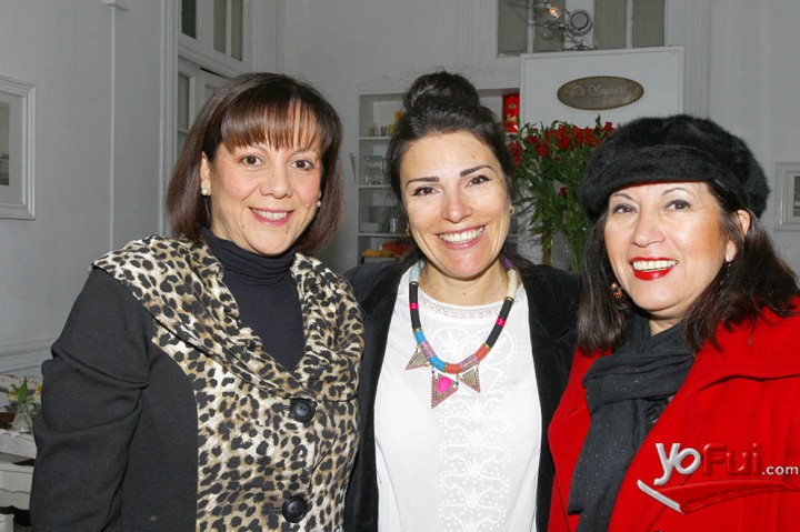 Rebeca Salas, Tricia Reyes, Gladys Cárdenas