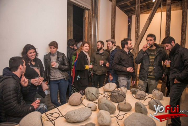 Fotografía en Inauguración Casa Mutt, Casa Mutt