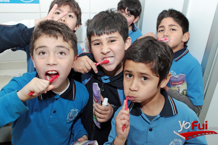 Fotografía en Octava versión del Mes de la Salud Bucal y para celebrar el Día del Niño, Colegio San Juan de Dios