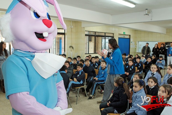 Fotografía en Octava versión del Mes de la Salud Bucal y para celebrar el Día del Niño, Colegio San Juan de Dios