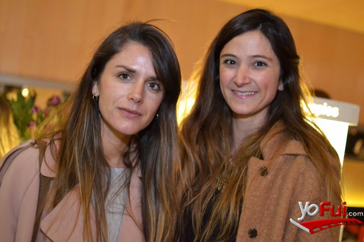 Constanza Mayer, Elvira Rodriguez