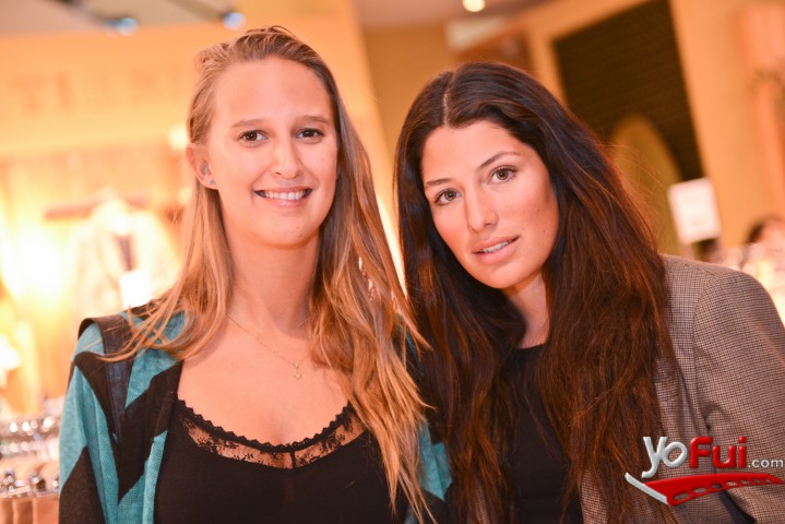 Bianca Muñoz, Larina Boisset
