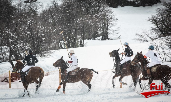 Fotografía en Snow Polo, Termas de Chillán