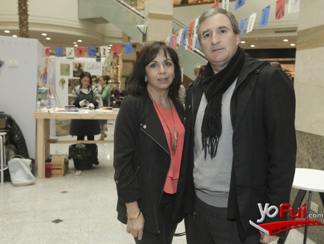 Wanda Mustafa, Patricio Ayala