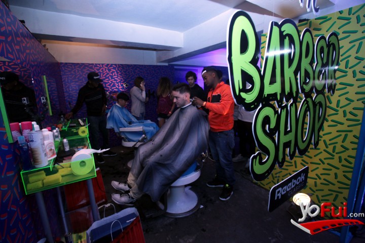 “The Barber Shop” se llamó el stand de Reebok Chile en Mercado Convite.