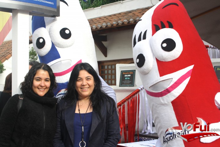 Daniela Saravia, Francisca Tobar