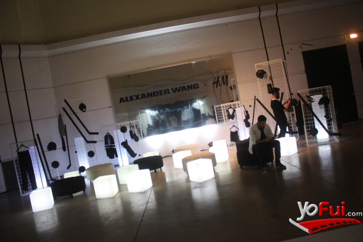 Fotografía en Lanzamiento de la Colección Alexander Wang x H&M, Teatro Italia