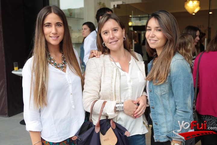 Josefina Ulloa, Andrea Grasty, Andrea Velásquez