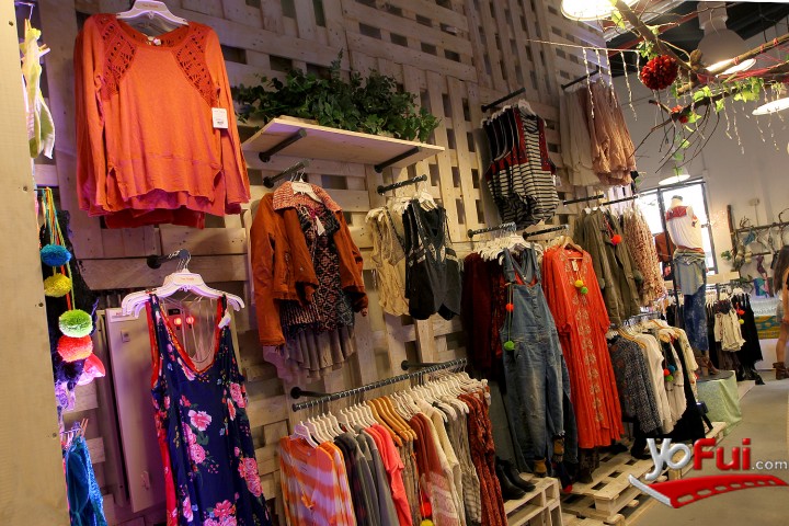 Fotografía en Inauguración Pop Up Store de Free People y Lucky Brand, Tienda Pop Up Store