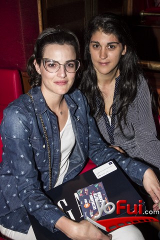 Renata Ruiz, Nicole Sat