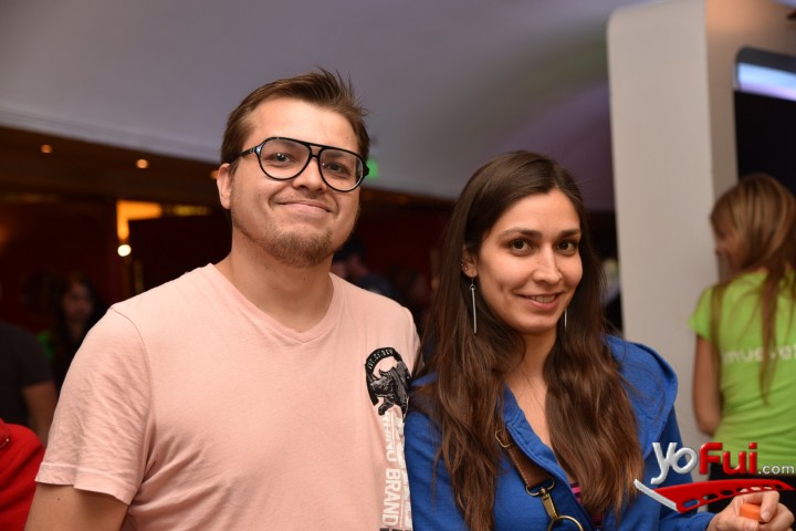 Pablo Cifuentes, Paula Hoffman