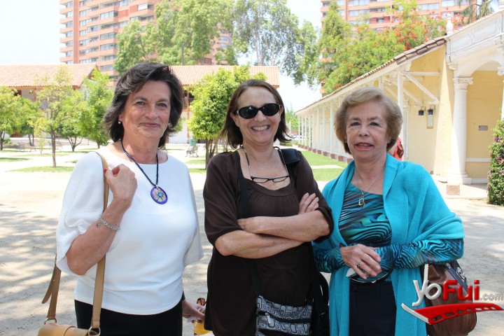 Eugenia Escobar, Consuelo Cheyre, Rosemary Ecclefield