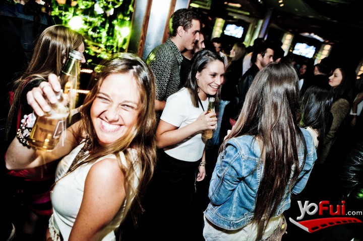 Fotografía en Fiesta Miller Turn Up The Night en Club Eve, Club Eve