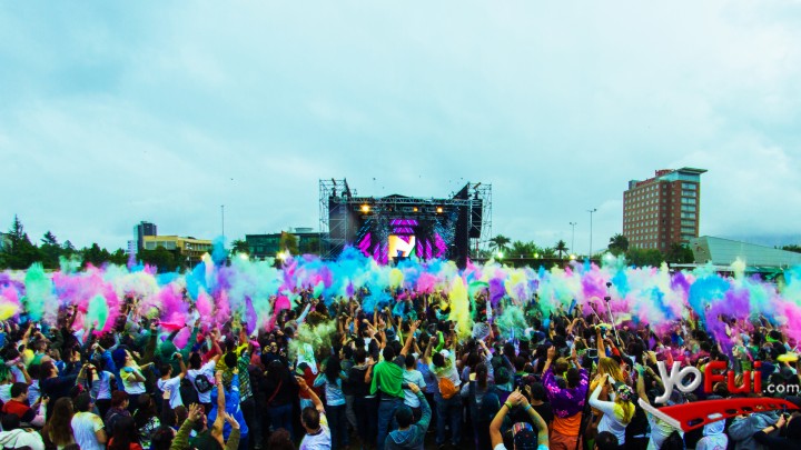 Fotografía en Holi Festival, Ciudad Empresarial
