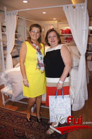 Marta Riesco, Marina Meneses Weber