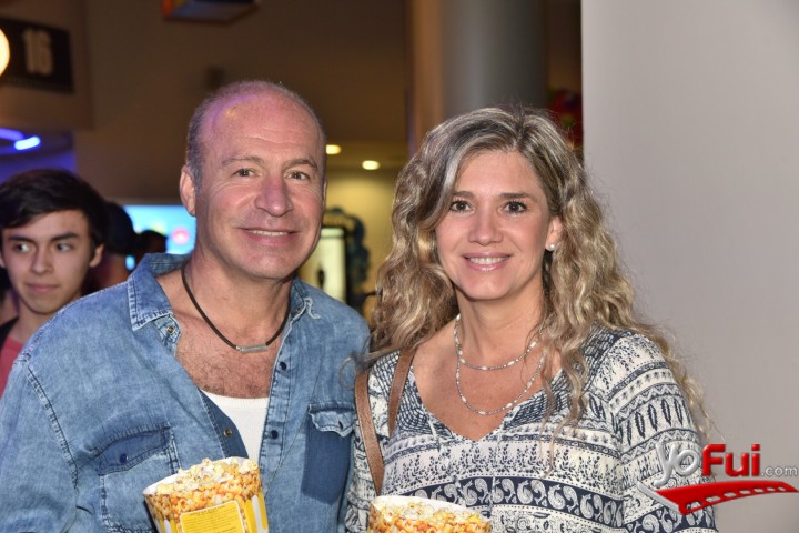 Carlos Farcuh, Cecilia Vega