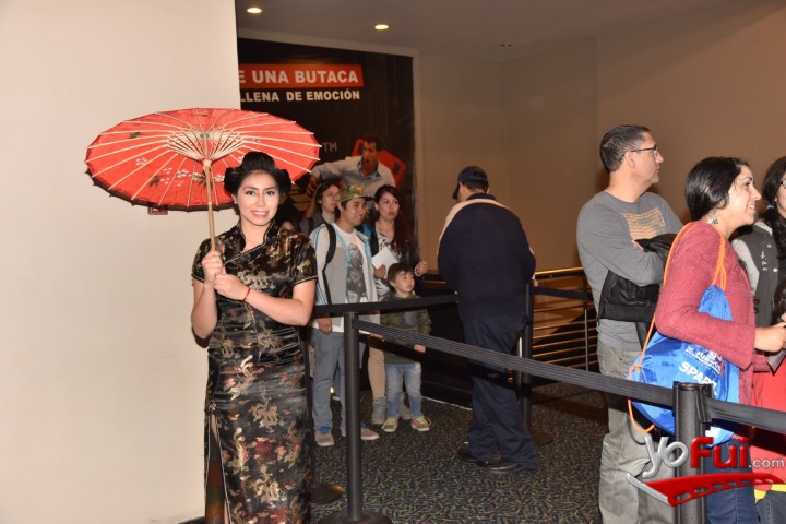 Fotografía en Avant Première de Grandes Héroes, Cine Hoyts