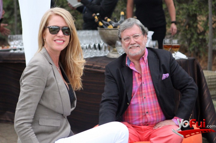 Claudia Larraguibel, Gonzalo Cienfuegos
