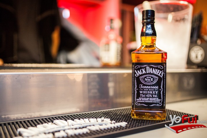 Fotografía en Jack Daniel´s, festejó el 5° aniversario de participación en el Lolapalooza, Establo en Catapilco
