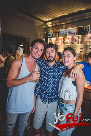 Nicolás Browne, Nicolás Hip, Valentina Osses