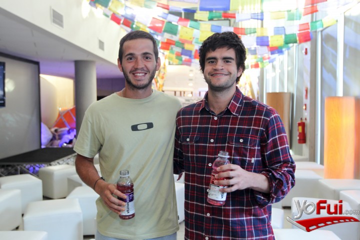Nicolás Cilveti, Sebastián Muñoz