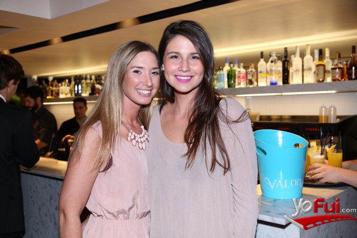 Valentina De Mayo, Karla Middleton