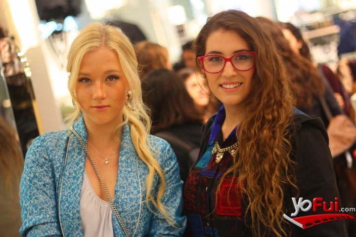 Vesta Lugg, Javiera Sandoval