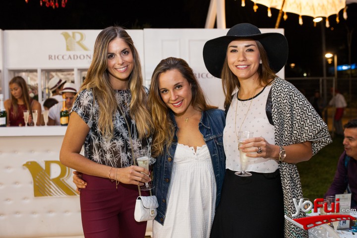 Catalina de Laire, Elisa Besnier, Vivian Himmel