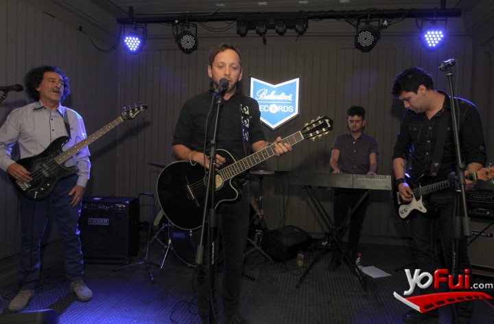 Fotografía en Ballantine's Records presentó a Los Olas & Vale Moi, Casa Ballantine's Records