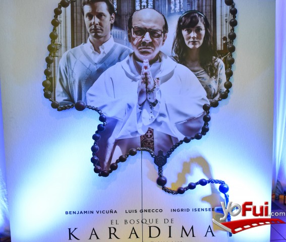 Fotografía en Avant première  de El Bosque de Karadima, Cine Hoyts