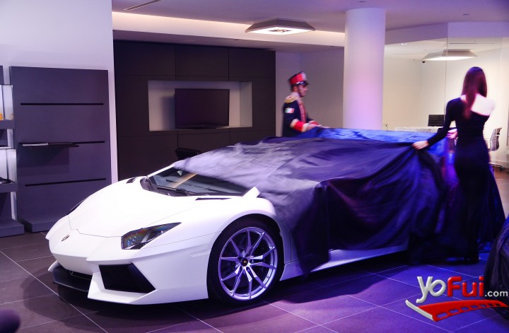 Fotografía en Lanzamiento Bentley y Lamborghini, Tienda Bentley y Lamborghini