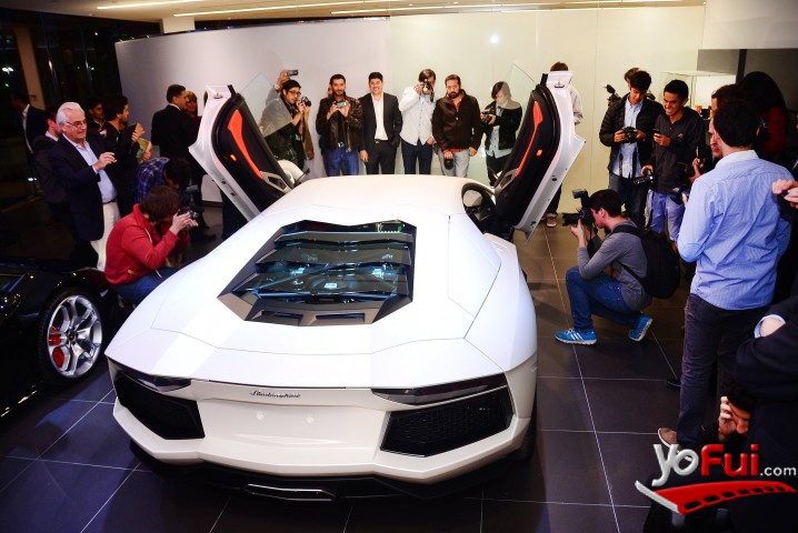 Fotografía en Lanzamiento Bentley y Lamborghini, Tienda Bentley y Lamborghini