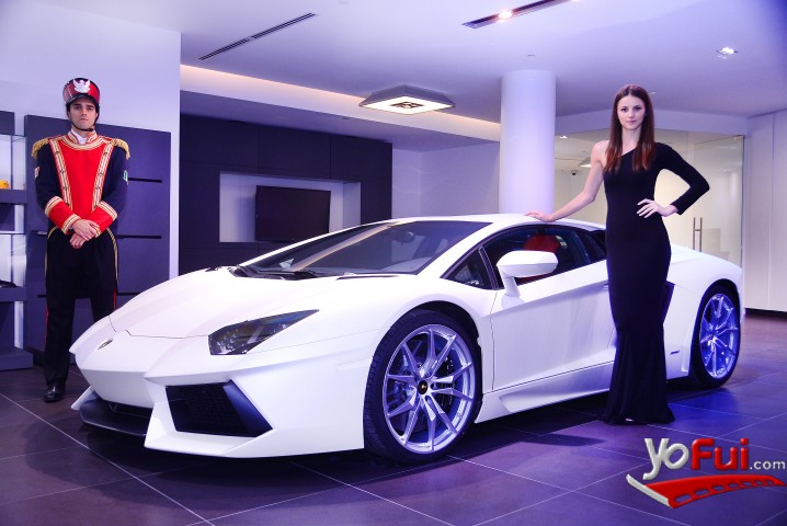 Fotografía en Lanzamiento Bentley y Lamborghini, Tienda Bentley y Lamborghini