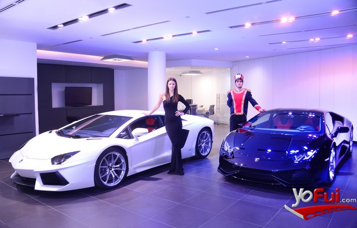 Fotografía en Lanzamiento Bentley y Lamborghini, Tienda Bentley y Lamborghini