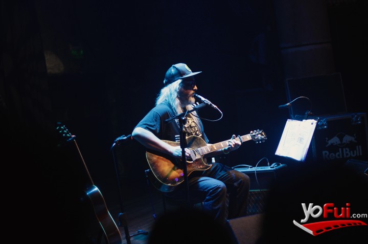 Fotografía en J Mascis en Estudio Estéreo by GAP, Ex Oz