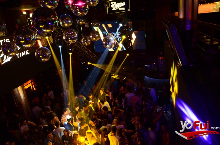 Fotografía en Fiesta Miller Turn Up The Night, Club Eve