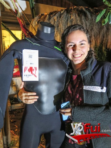 Fotografía en Espectacular lanzamiento de traje de surf  de Ramón Navarro, Macha Surf Shop
