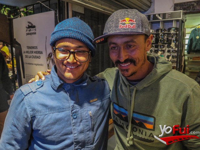 Fotografía en Espectacular lanzamiento de traje de surf  de Ramón Navarro, Macha Surf Shop