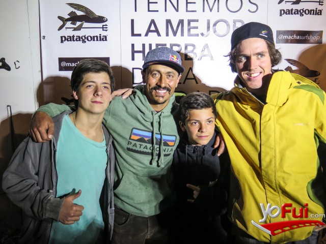 Fotografía en Espectacular lanzamiento de traje de surf  de Ramón Navarro, Macha Surf Shop