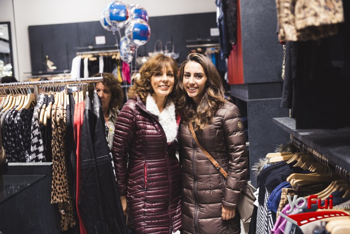 Victoria Guerrero, Isabel Ramírez (en Guess)