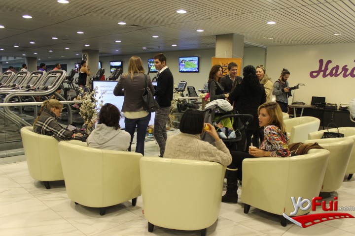 Fotografía en Lanzamiento Almendra Body Youth Care, Hard Candy Fitness Club