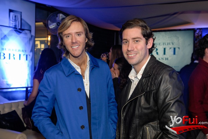 YoFui.com Lanzamiento Burberry Brit Splash, Restaurant Bautista Gourmet (5952)