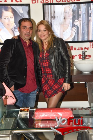 Juan Gómez, Claudia Gallegos