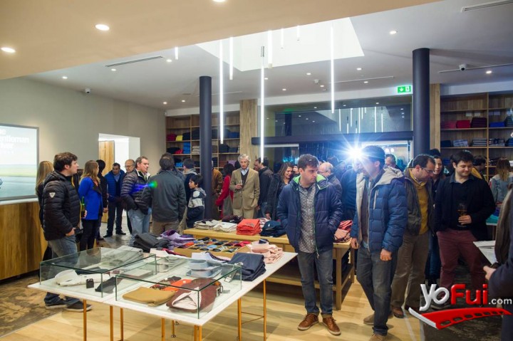 Fotografía en Lanzamiento FOUR B, la vida tal cual es!, Tienda FOUR B