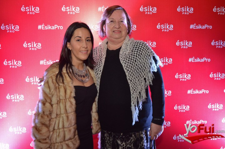 Cinthya Kassis, Marina Meneses Weber