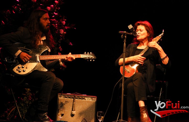 Sylvie Simmons en Chile