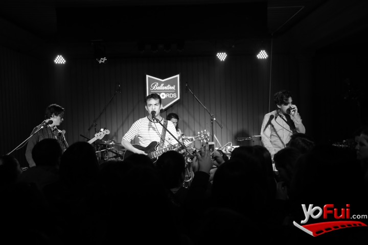 Fotografía en Ballantine's Band & López, Casa Ballantine's Records